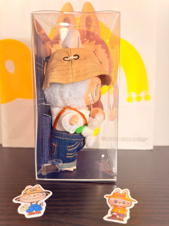 Pop Mart Labubu from The Monsters Fall In Wild - photo numéro 5