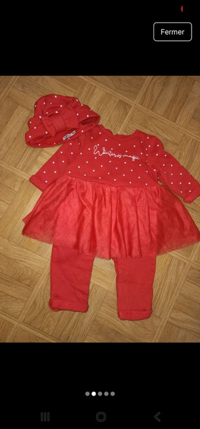 Pyjama et bonnet taille 6 mois
