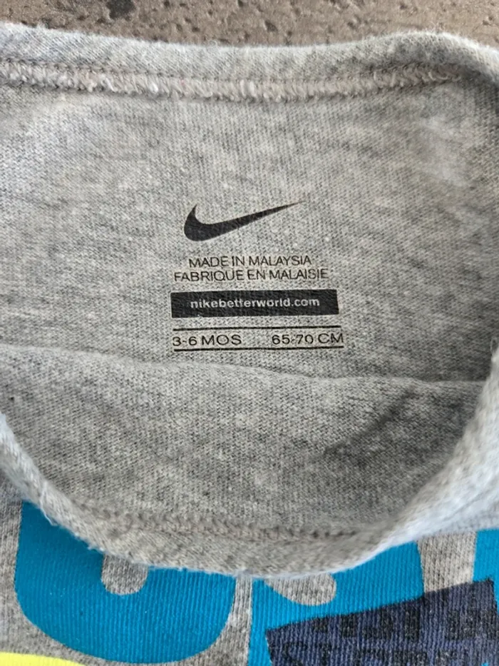 Lot 2 tee shirts Nike - photo numéro 3