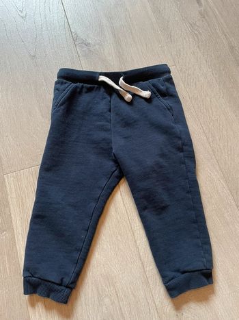 Jogging taille 24 mois