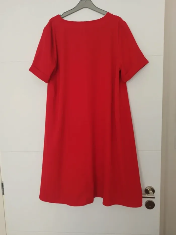 Robe rouge fluide évasée "Kiabi" - Talle 36 - photo numéro 6