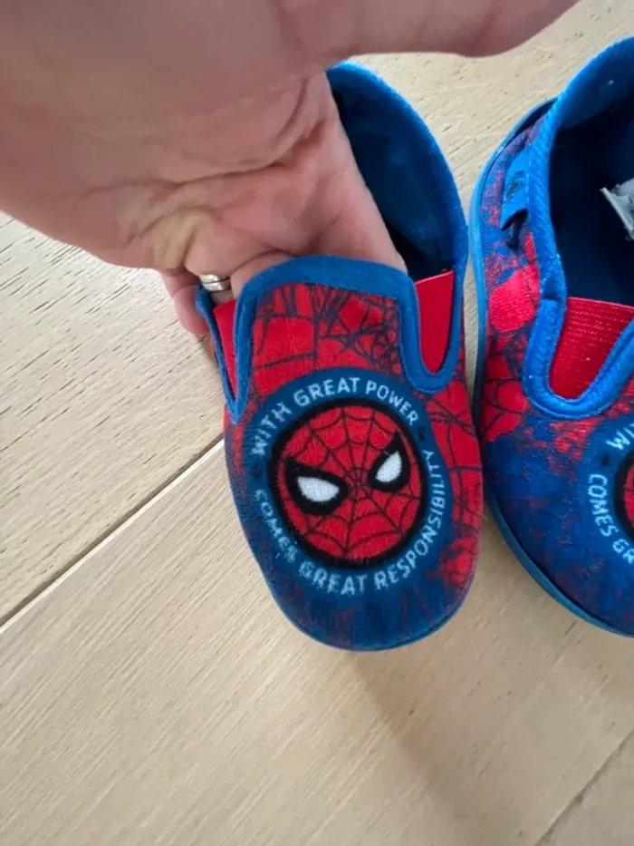Chaussons Spiderman - photo numéro 2