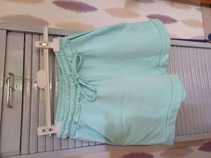 short et tee shirt femmes Taille L - photo numéro 2