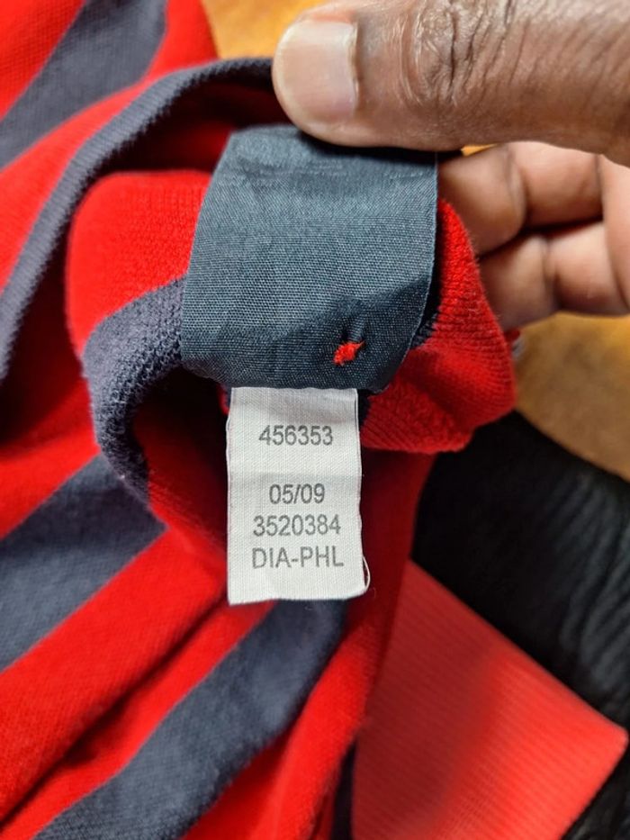 Polo tommy hilfiger noir et rouge vintage - taille L - 100% coton - brodé (546) - photo numéro 8