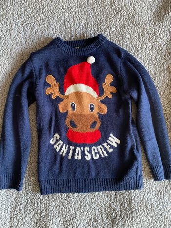 Pull de Noël état impeccable 5/6 ans.