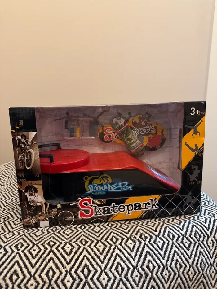 WDK - Mon Super skatepark avec ses accessoires - 9 ans et +