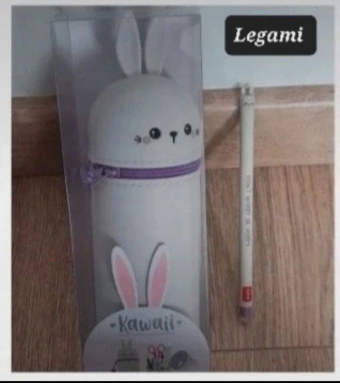 Trousse et stylo kawaii Lapin Legami