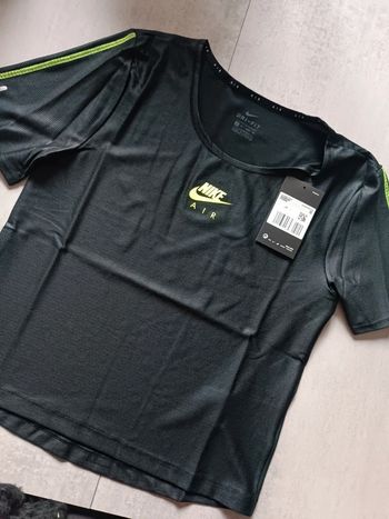 Tee shirt Nike Dri Fit taille XS