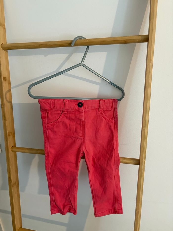 Pantalon bébé Kiabi - Taille 9 mois (69/72 cm) - Très bon état