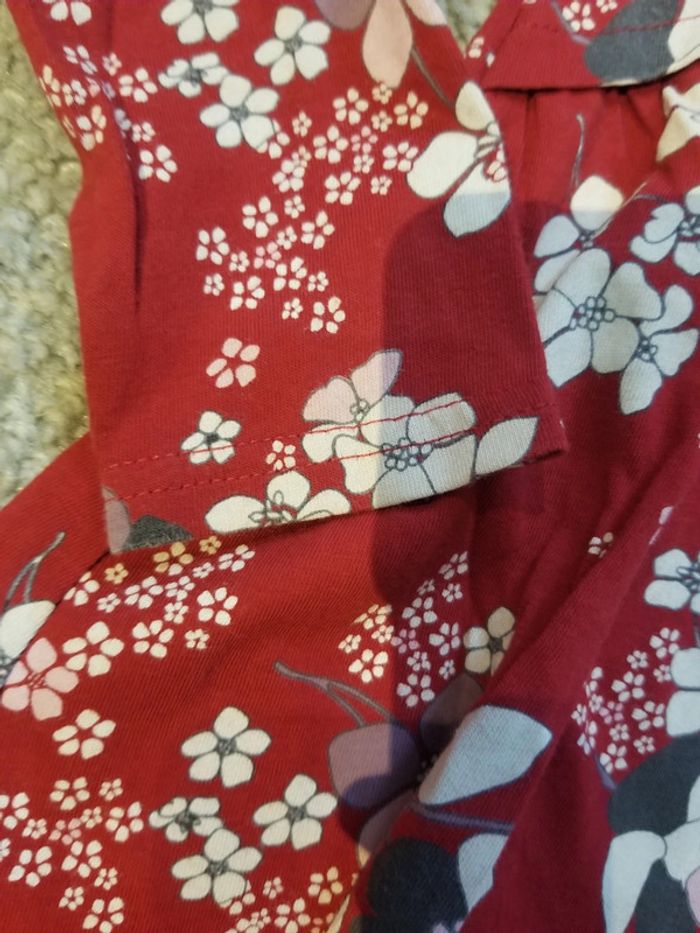 haut fille 24 mois TBE - photo numéro 3