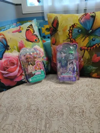 Lot 2 Enchantimals city tails et glam party