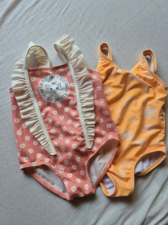 Lot de 2 maillots de bain fille 1 an
