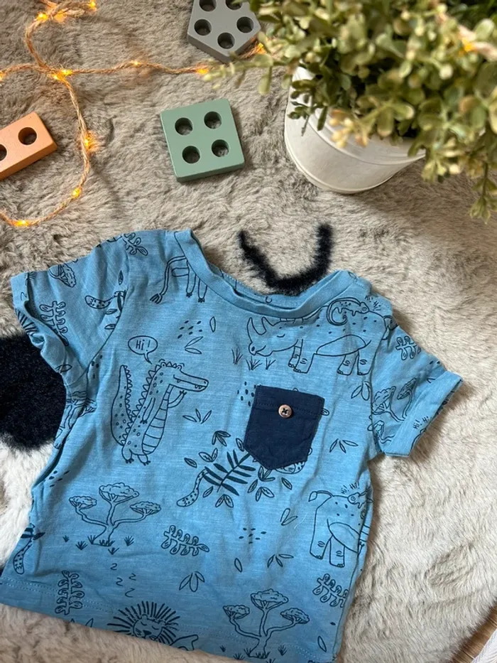 TEE shirt bébé