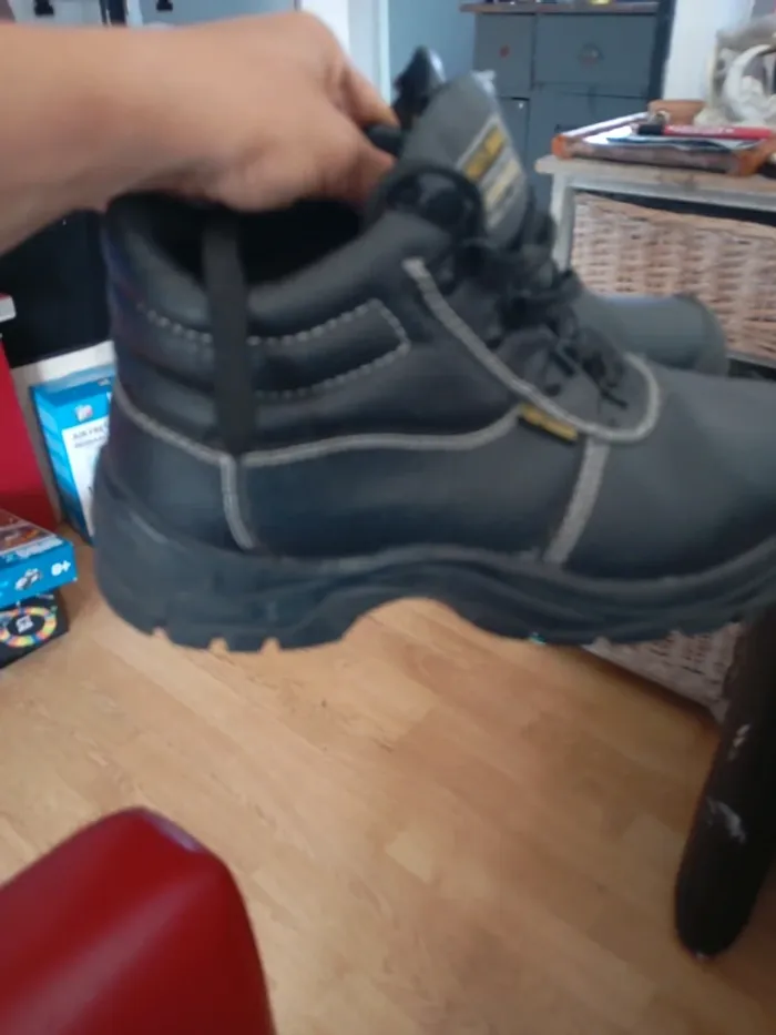 Chaussures homme t 43 - photo numéro 6