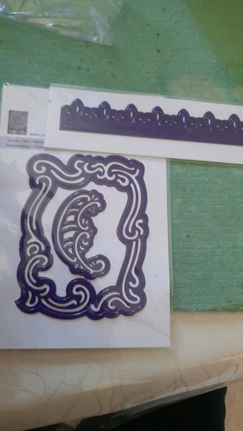 Lot de 2 dies decoupe metal