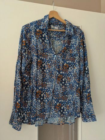 Magnifique haut blouse femme Gémo motifs bleu marron noir et blanc taille 44