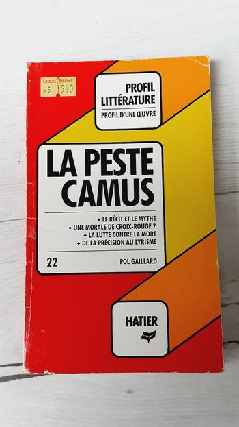 Livre profil littérature, La peste, Camus, Hatier