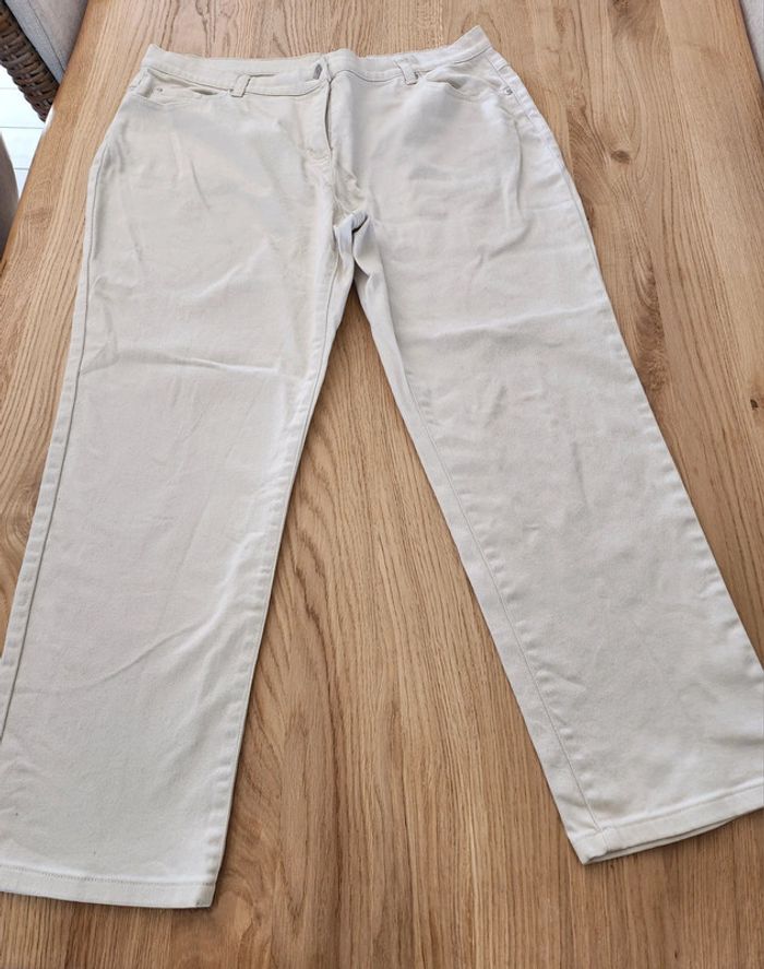 Pantalon jean beige excellent état Taille 50 stretch