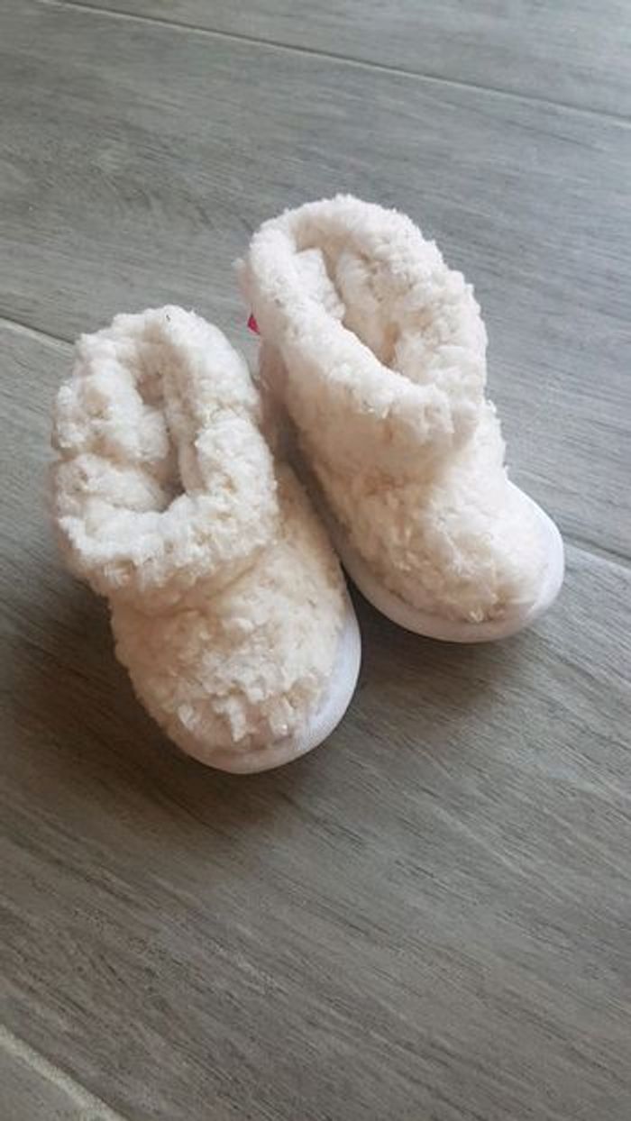 Chaussons fourrés 6-12 Mois - photo numéro 3