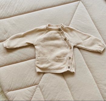 Brassière pull Kiabi beige comme neuve 1 mois