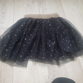 Jupe à volants 3 ans noire motif étoilé
