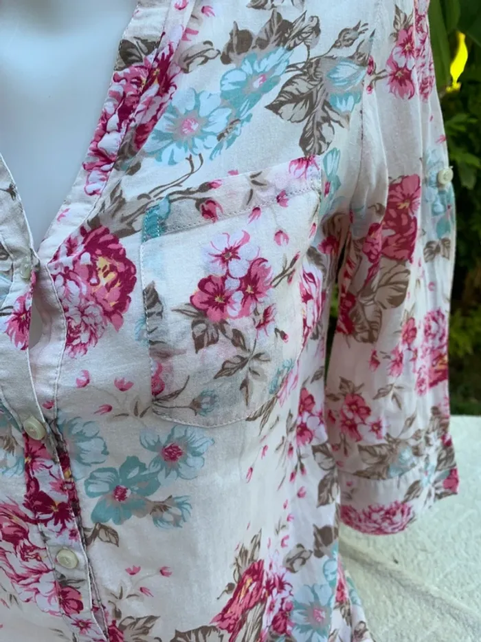 Chemise longue Bershka taille S taille 36 fleurie manches3/4 - photo numéro 9