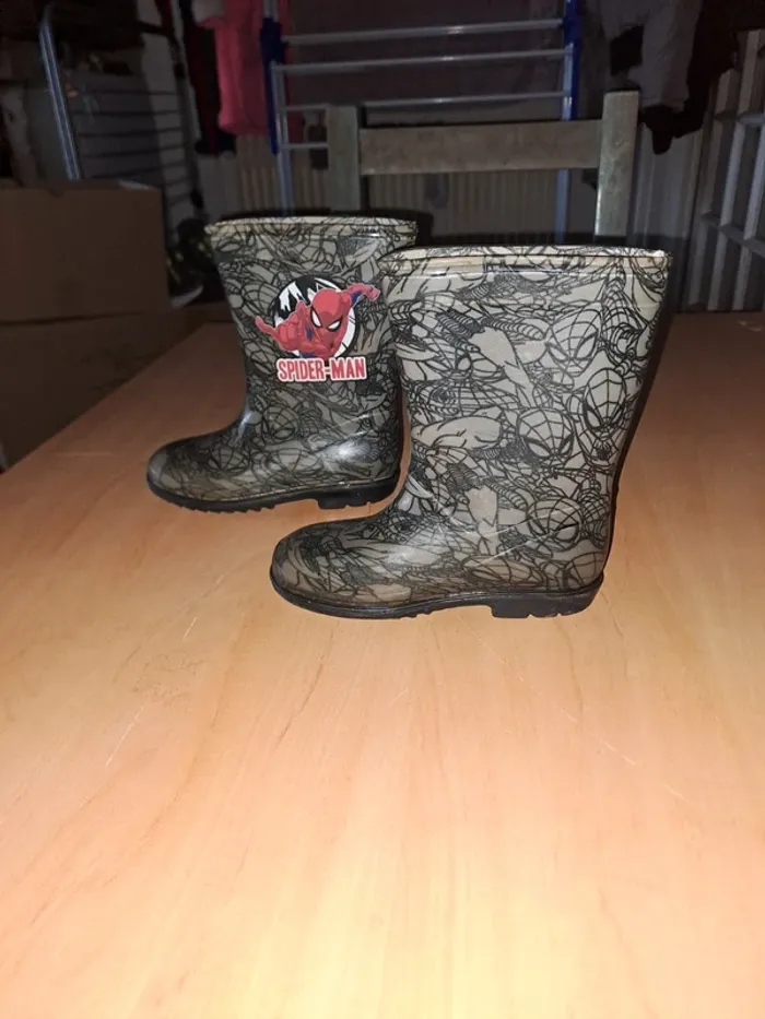 Botte de pluie taille 27 garçon - photo numéro 3