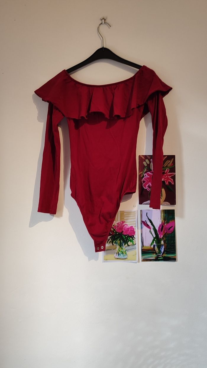 Body rouge Bershka XS - photo numéro 2