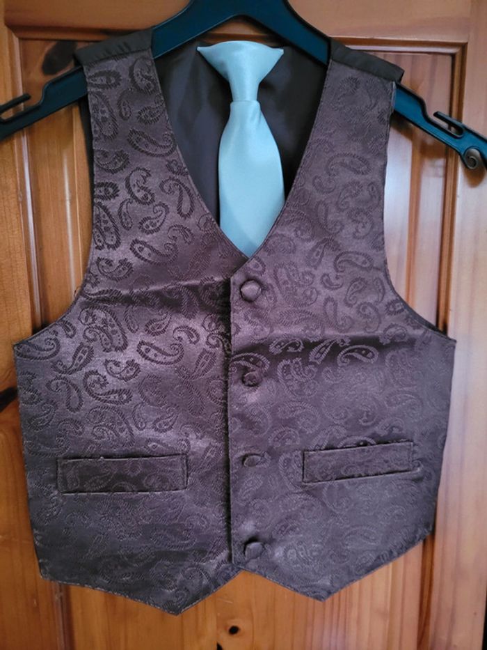 Gilet Costume + Cravate