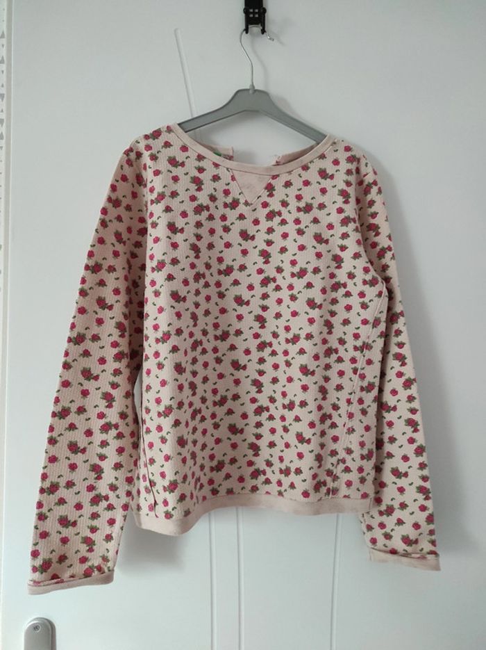 Pull sweat 11 12ans marque benetton