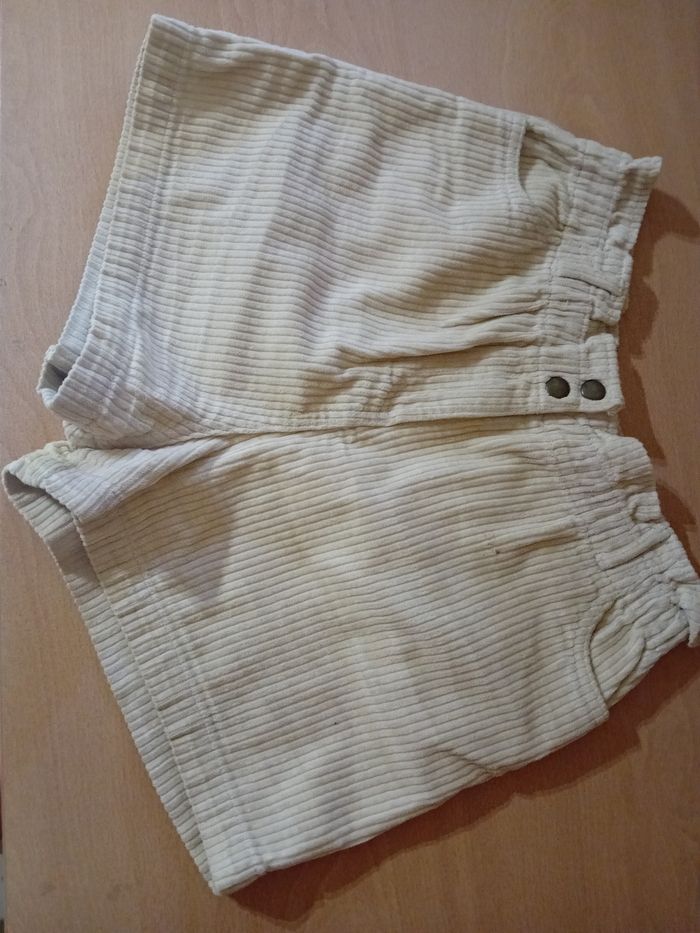 Short beige en coton