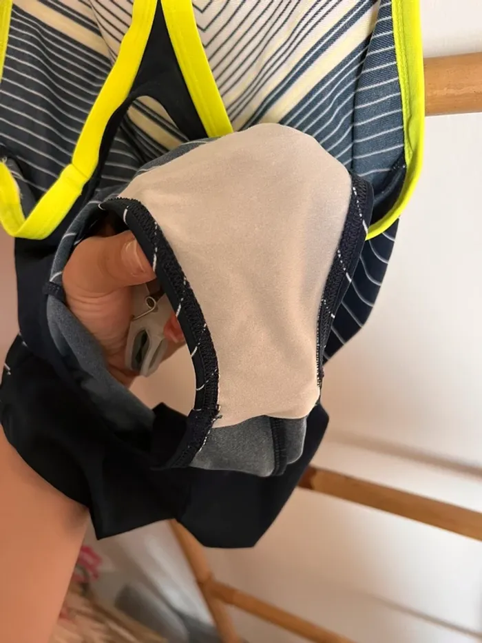 Maillot de bain une pièce - photo numéro 4