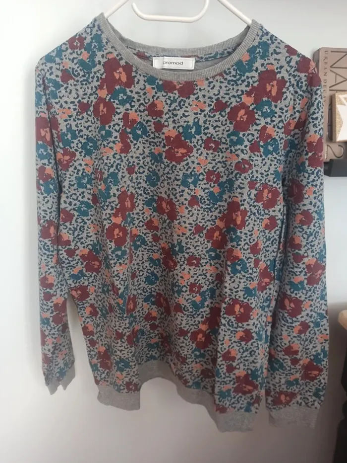 Sweat fin fleuri