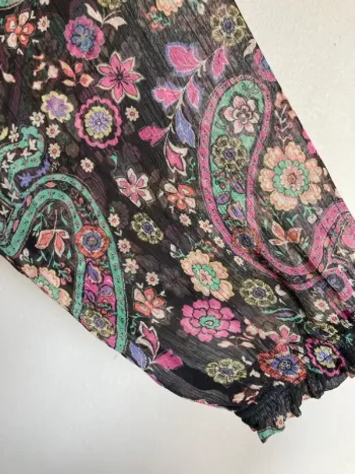 Blouse femme Paprika taille 2 – Motif coloré – Fluide et légère – Très bon état - photo numéro 6