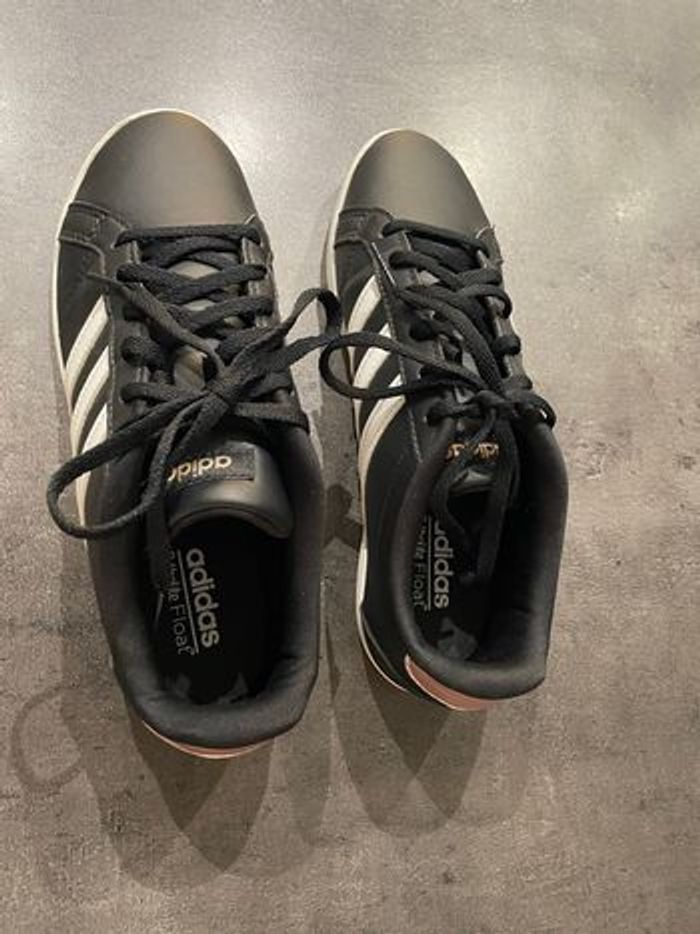 Basket Adidas - photo numéro 1