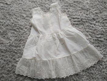 Dessous de robe blanc cassé
