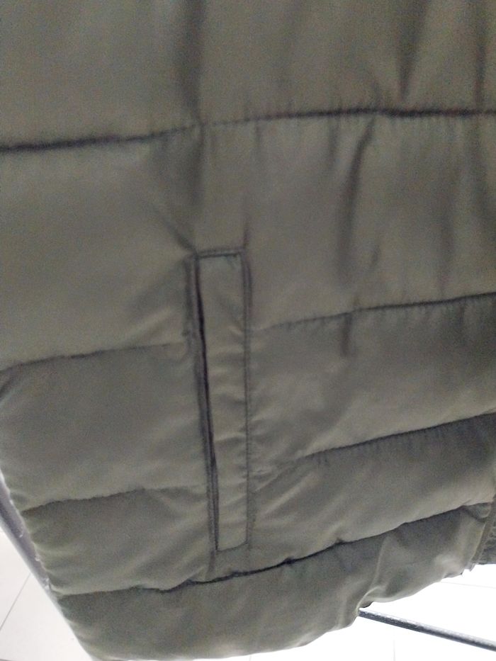 Doudoune garçon très bon état - photo numéro 2