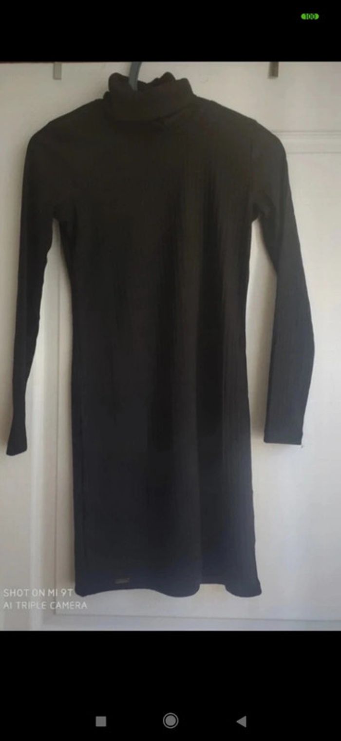 Robe noire merribel