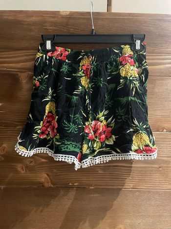 Short été fluide noir ananas et fleur