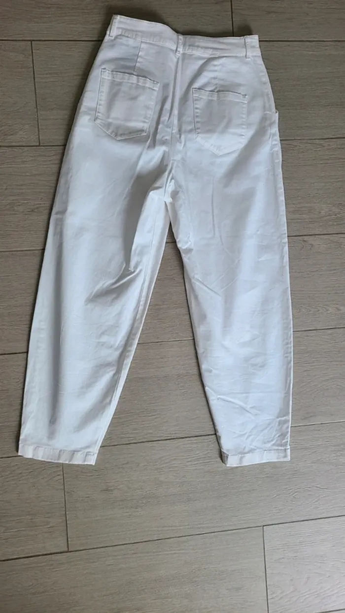 Pantalon blanc toile Zara - photo numéro 4