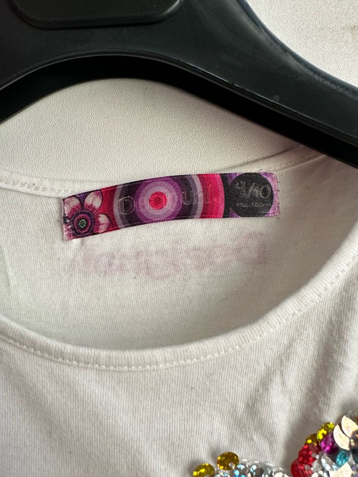 T-shirt Desigual taille 9/10 ans - photo numéro 4