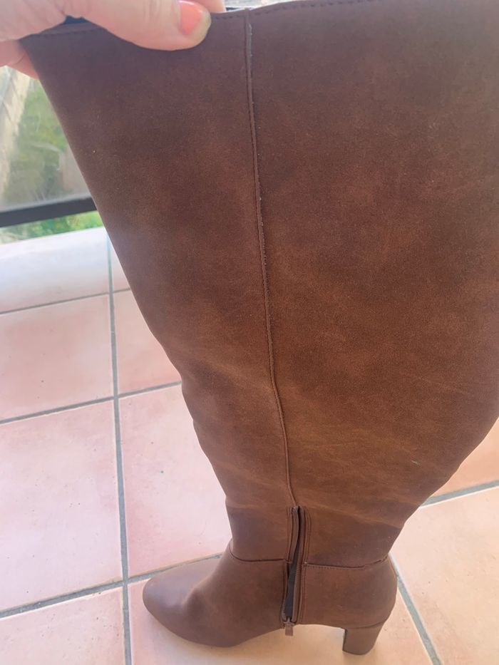 Vends magnifique, paire de bottes neuf - photo numéro 6