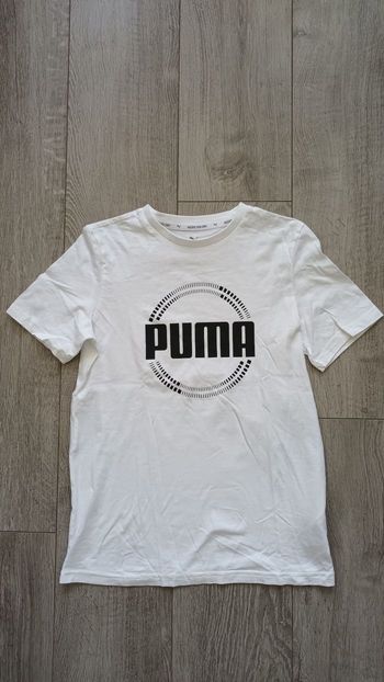 Tee shirt taille 13-14 ans