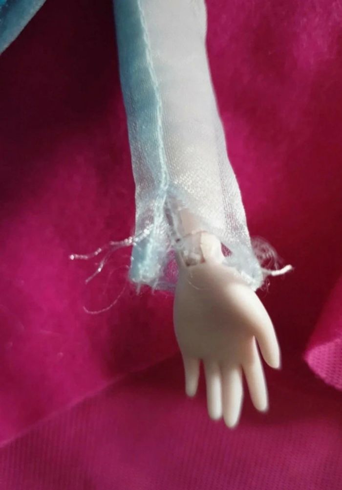 Poupées Reine des neiges musicales - photo numéro 18