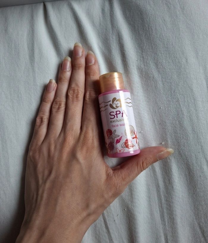 Nettoyant visage - photo numéro 3