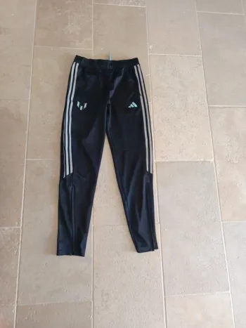 Jogging adidas
