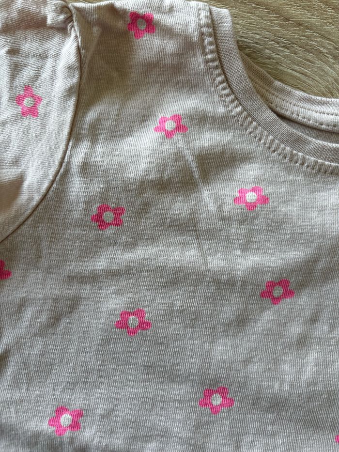 Ensemble fleurs Primark t.12m - photo numéro 3