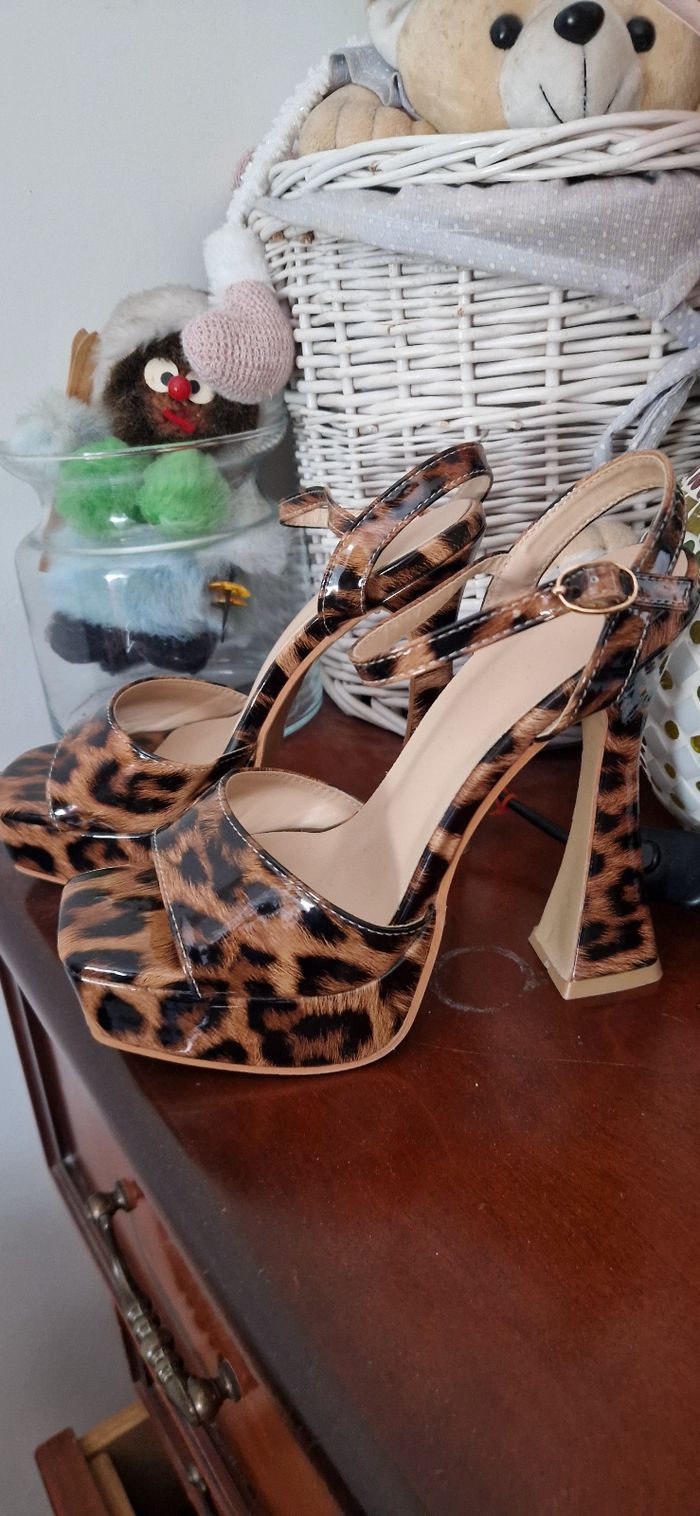 Talons léopard pointure 36 - photo numéro 7