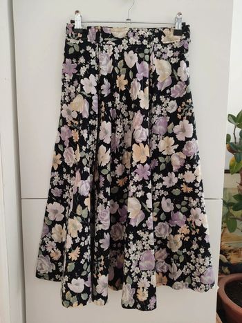 Jupe midi vintage à fleurs,.100% coton taille 34/36