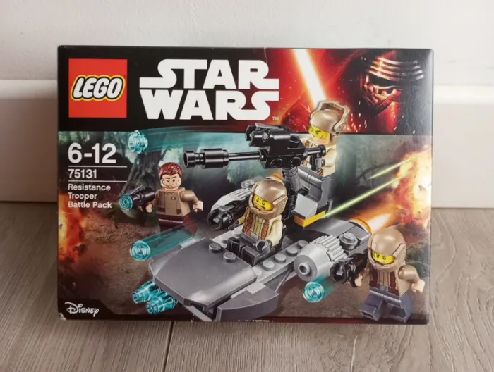 LEGO Star Wars 75131 : Pack de combat de la Résistance.